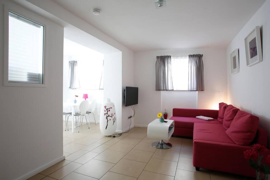 Sunny Apartment At Rostock - Pink Kültér fotó